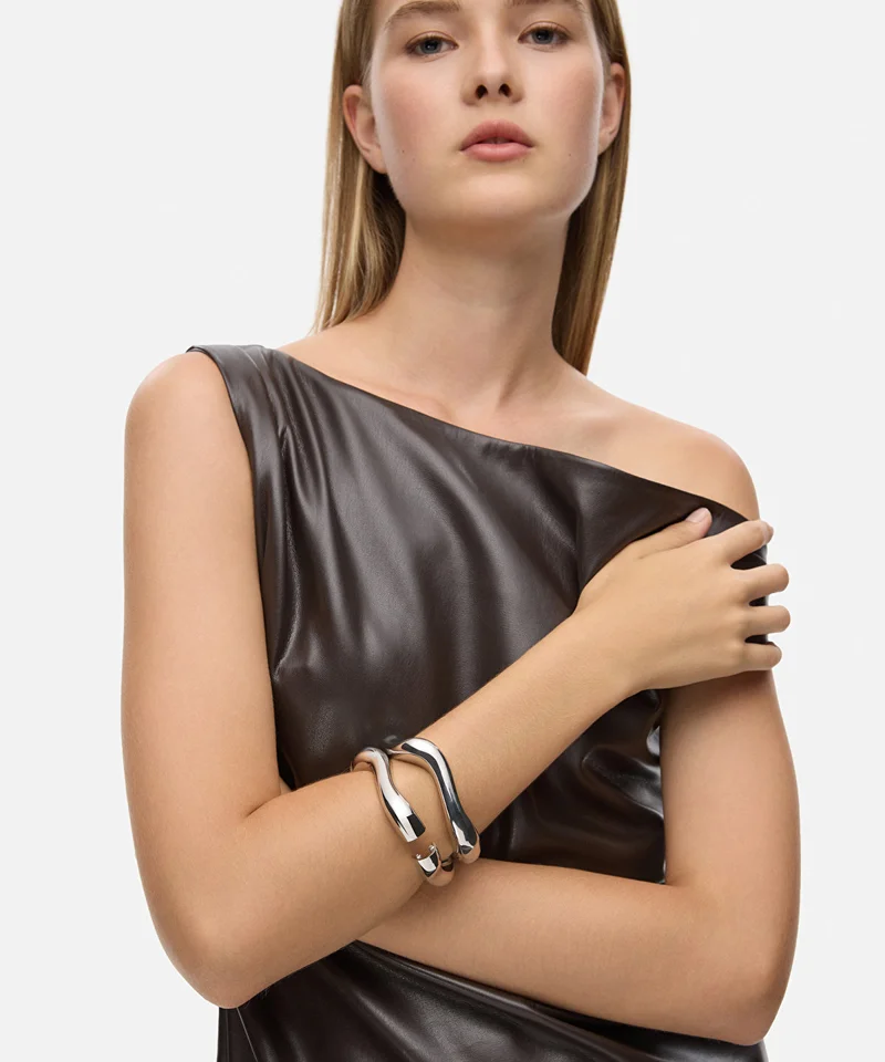 ابيكول Rigid Bracelet